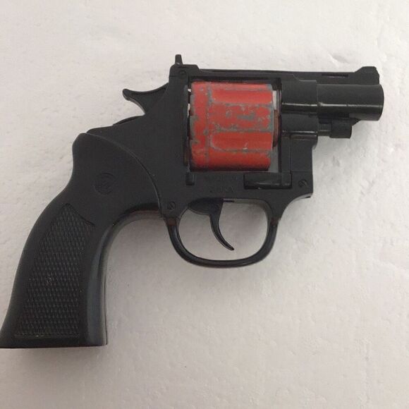 Vintage toy, ring clip cap gun - Picture 2 of 3